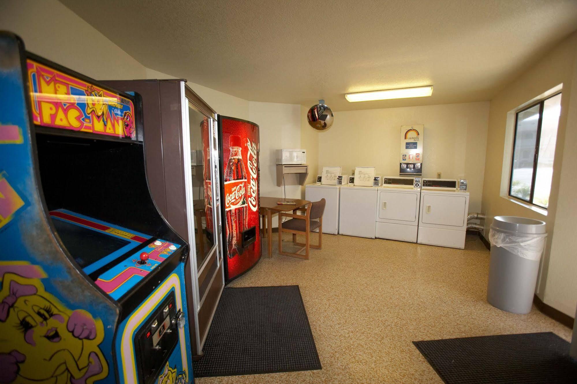 Days Inn By Wyndham Arroyo Grande Pismo Beach Exteriér fotografie
