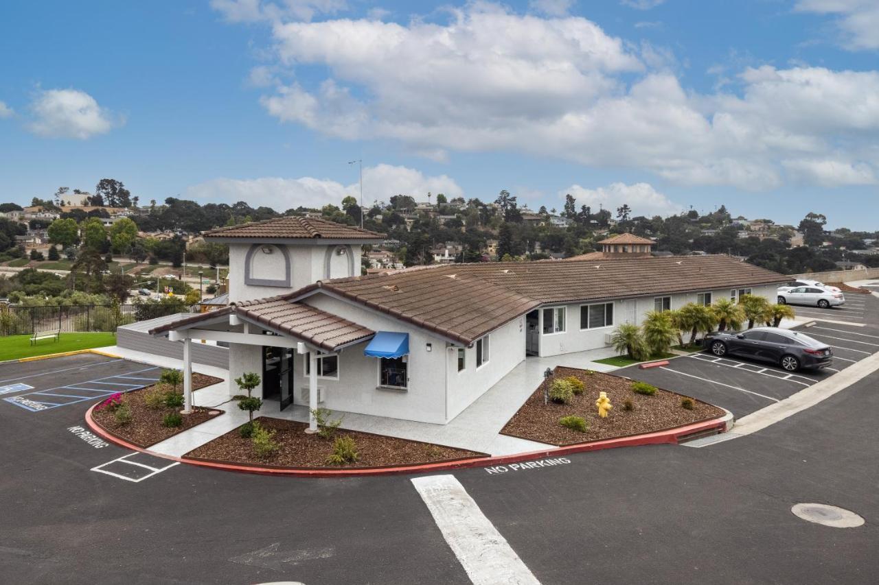 Days Inn By Wyndham Arroyo Grande Pismo Beach Exteriér fotografie