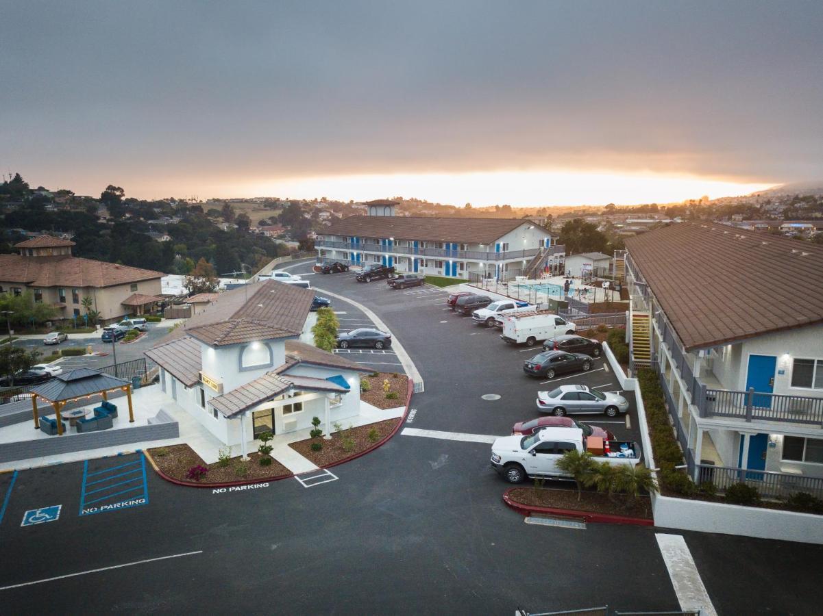 Days Inn By Wyndham Arroyo Grande Pismo Beach Exteriér fotografie