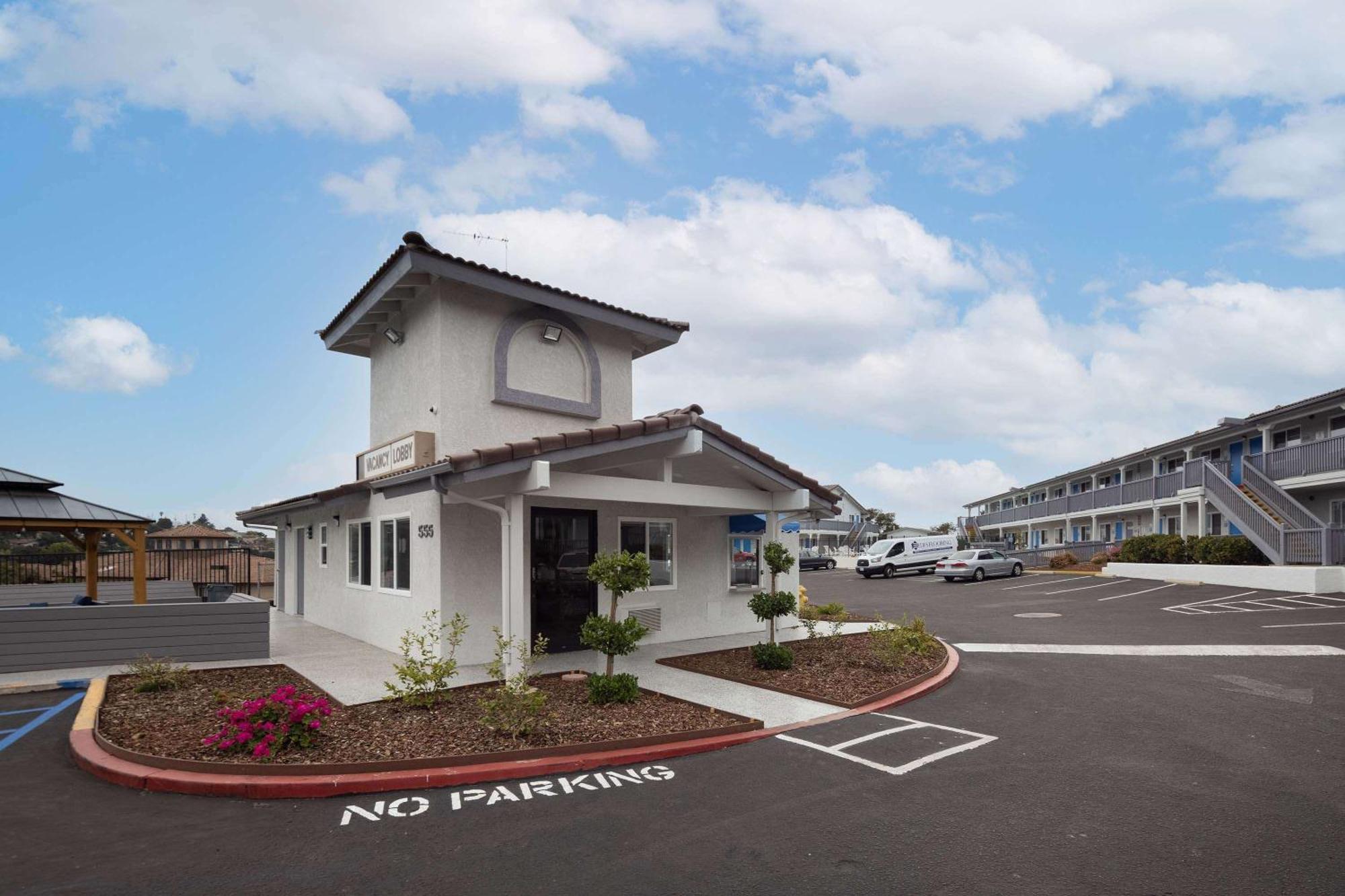 Days Inn By Wyndham Arroyo Grande Pismo Beach Exteriér fotografie