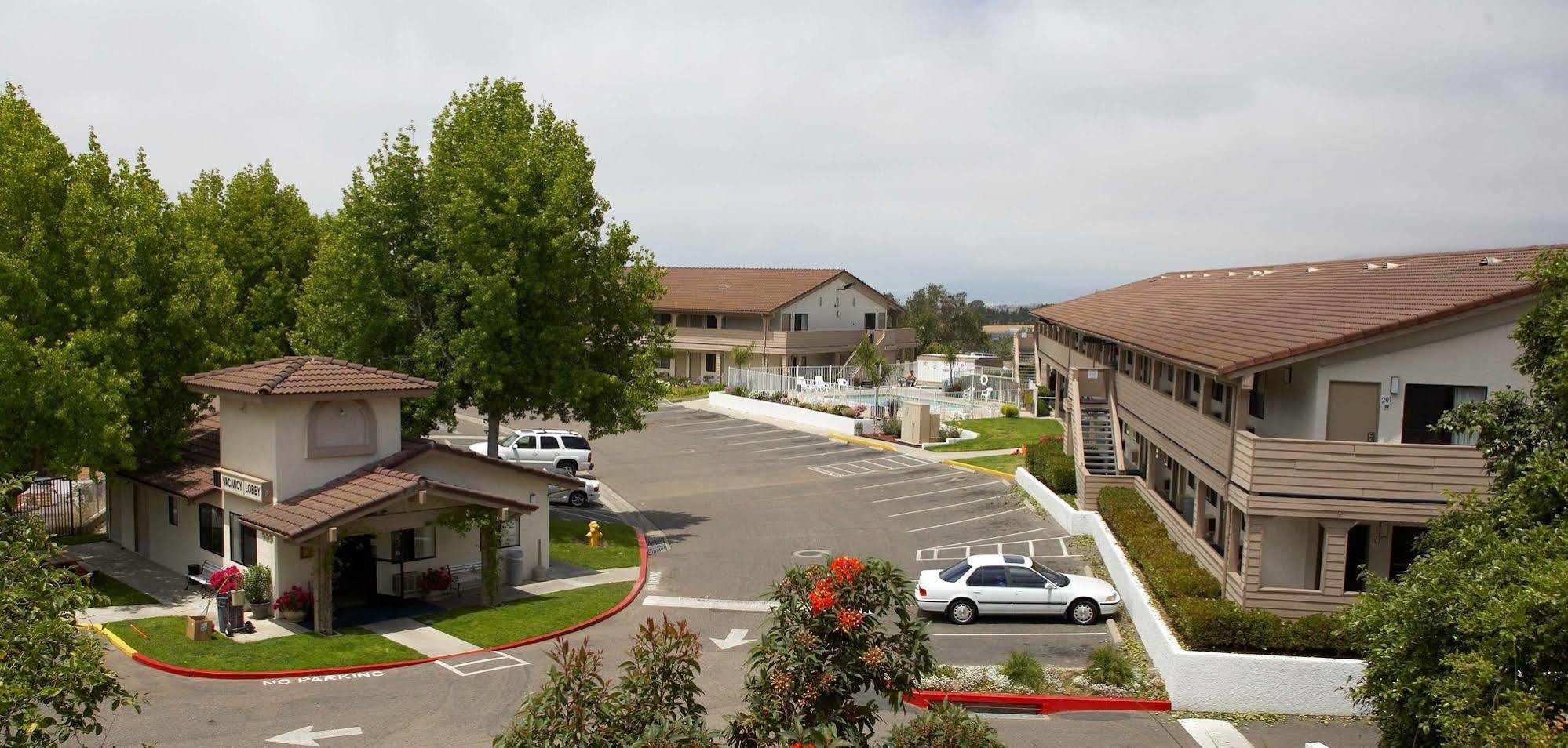 Days Inn By Wyndham Arroyo Grande Pismo Beach Exteriér fotografie
